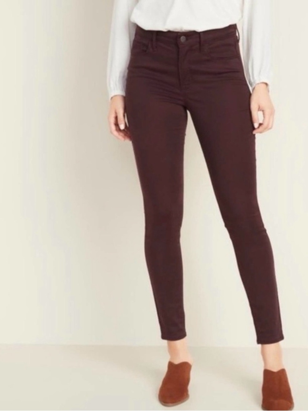 NWT Old Navy Rockstar Super Skinny Mid-Rise Jeans in Dark Burgundy Purple Wine